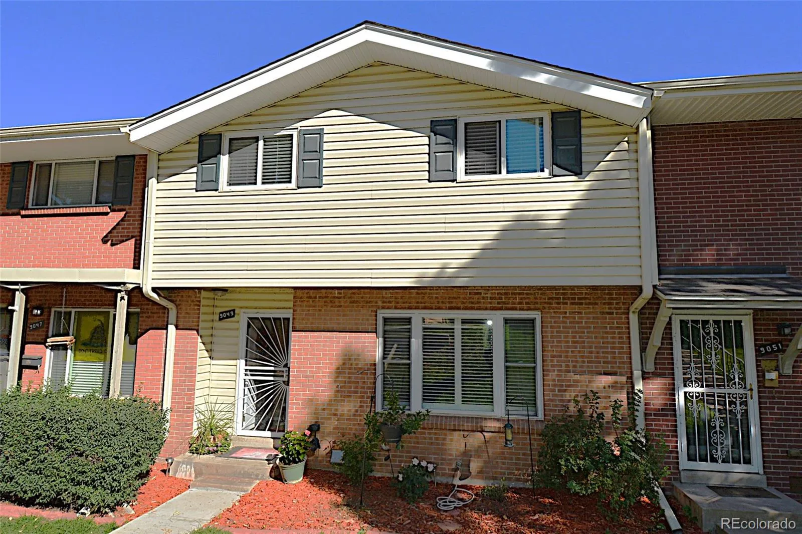 9049 E Nassau Avenue Denver CO 80237 MLS #REC7134859 05242026052525 1600 0