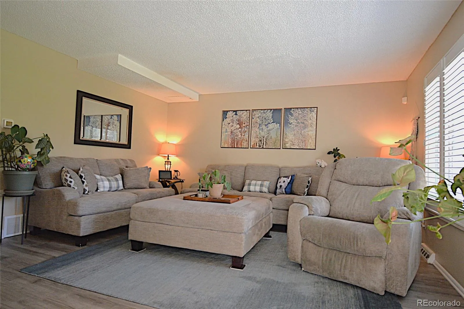 9049 E Nassau Avenue Denver CO 80237 MLS #REC7134859 05242026052525 1600 1