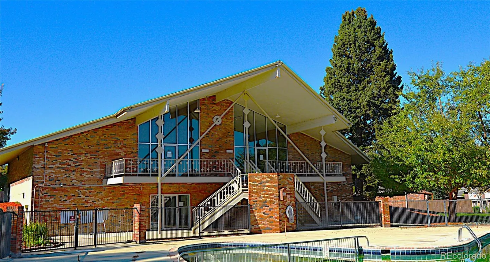 9049 E Nassau Avenue Denver CO 80237 MLS #REC7134859 05242026052525 1600 19