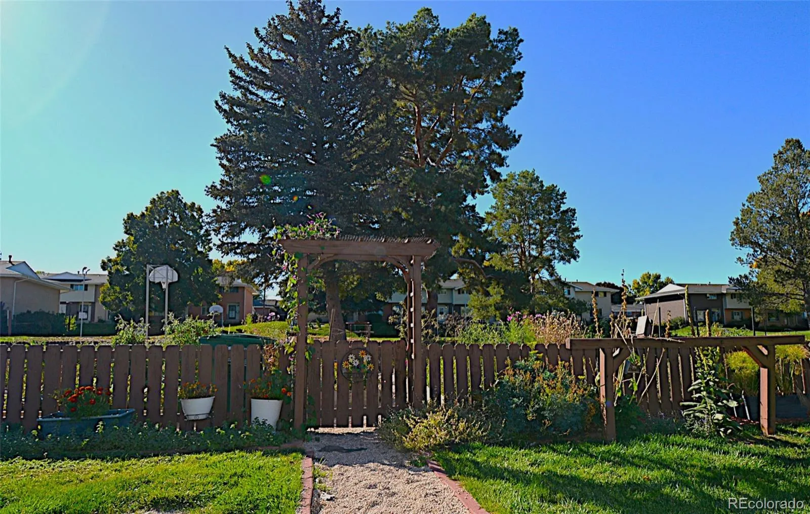 9049 E Nassau Avenue Denver CO 80237 MLS #REC7134859 05242026052525 1600 22