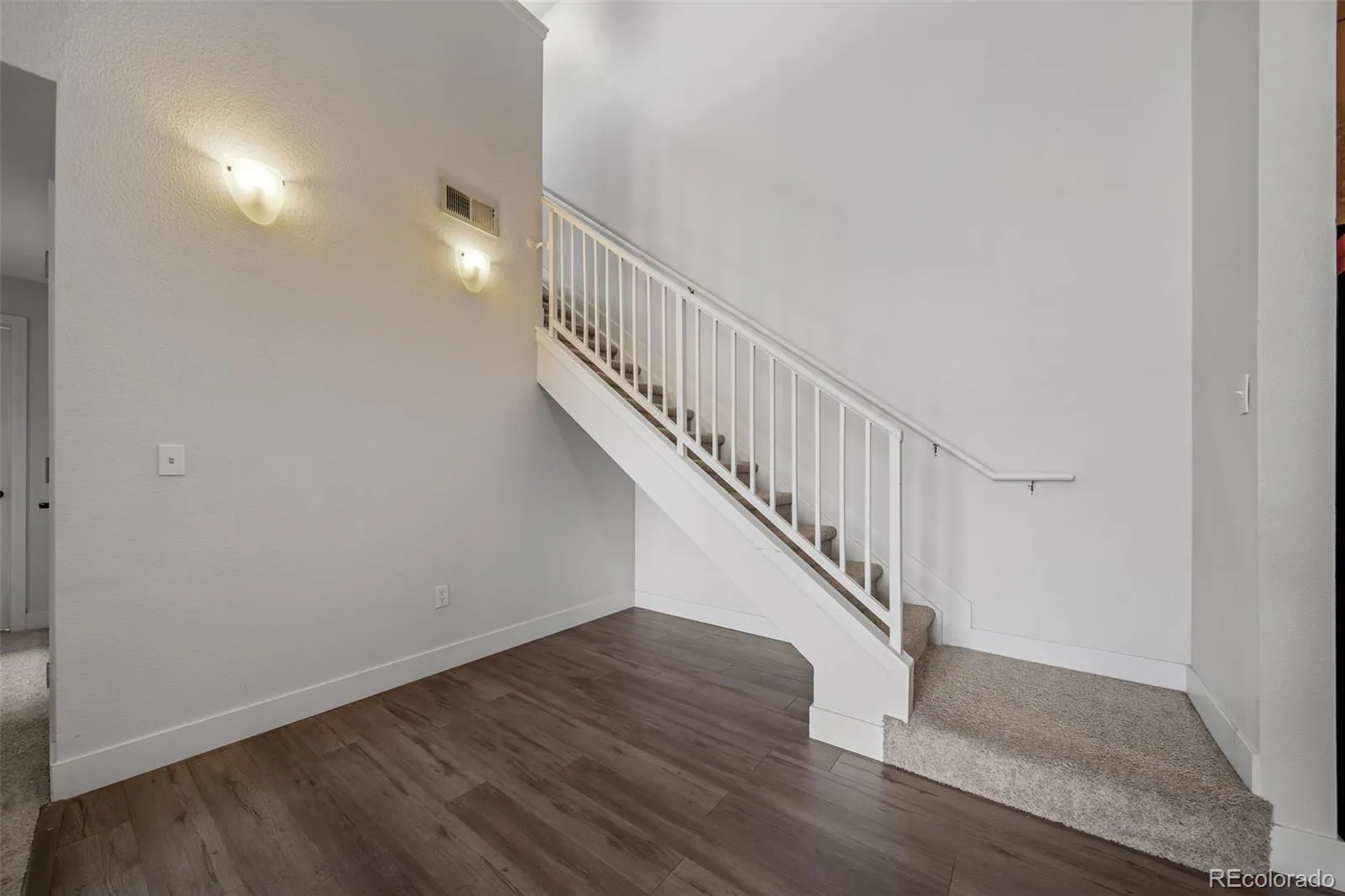 04112026143700 1600 12