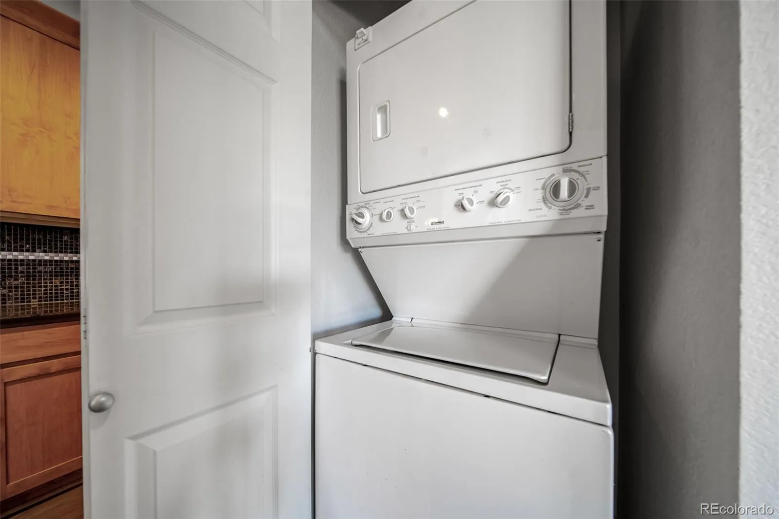 04112026143700 1600 18