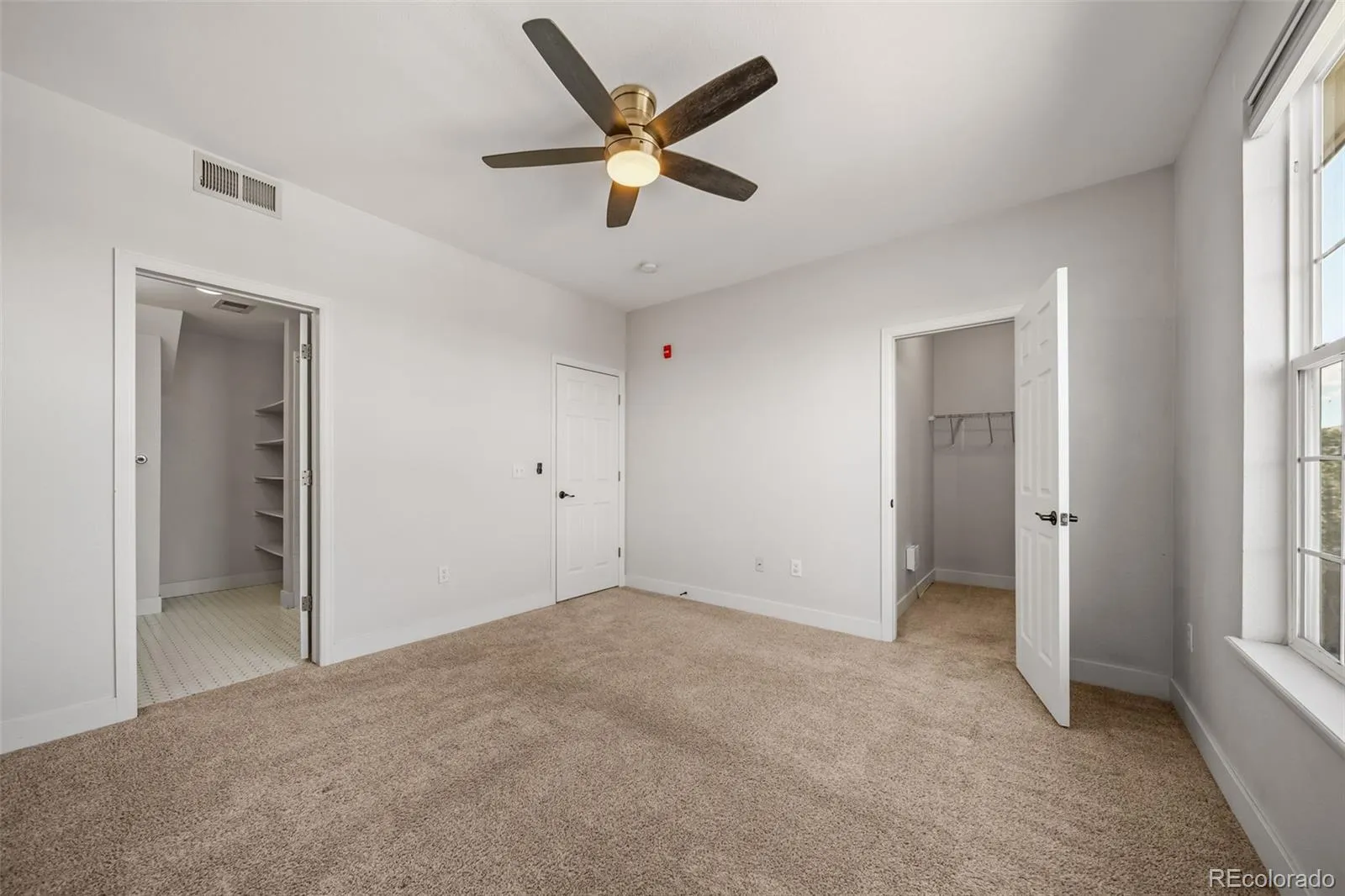 04112026143700 1600 27