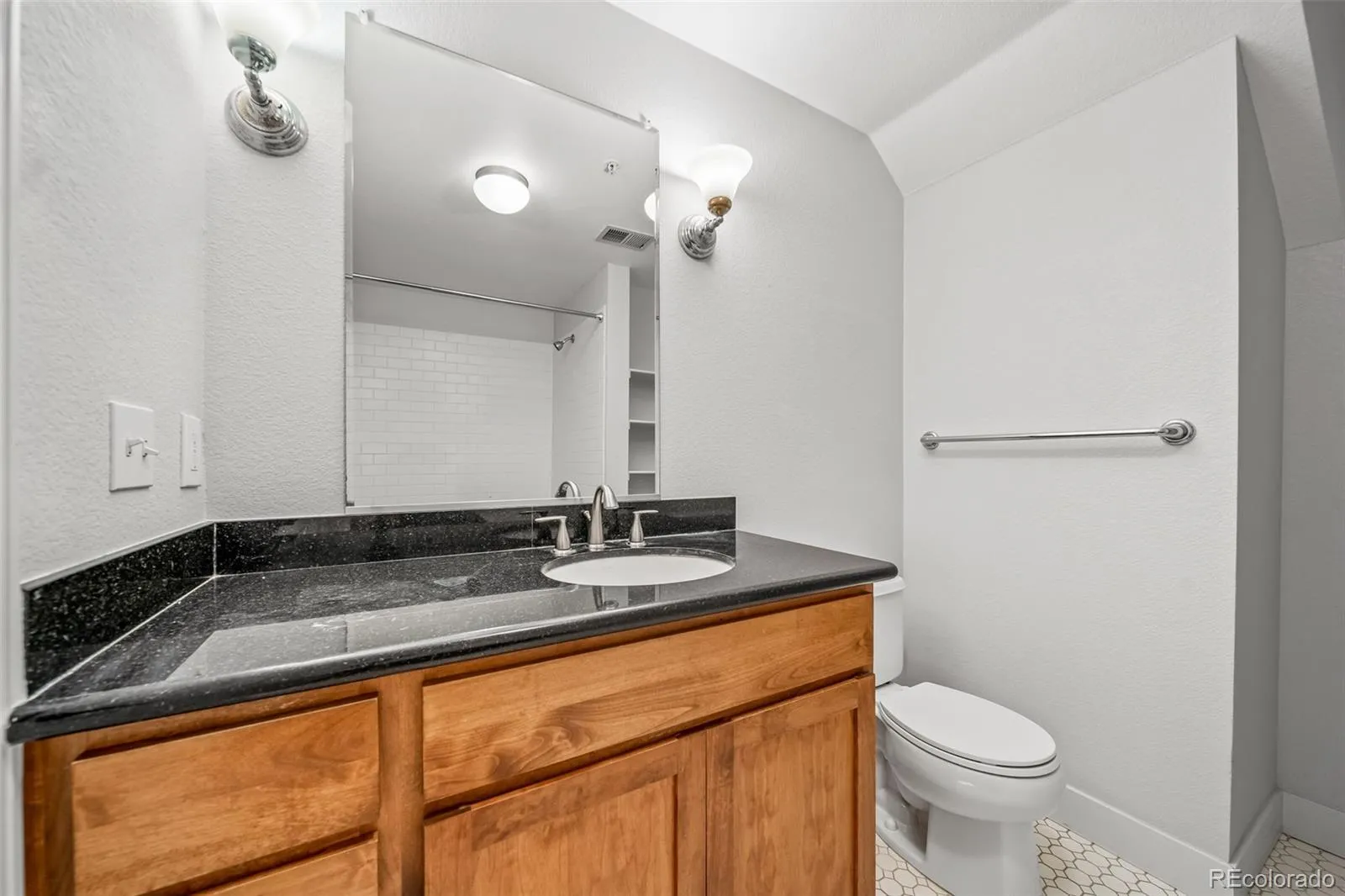 04112026143700 1600 29