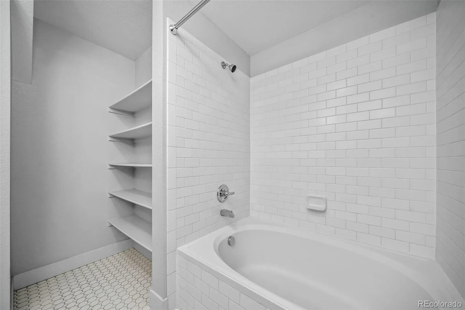 04112026143700 1600 30