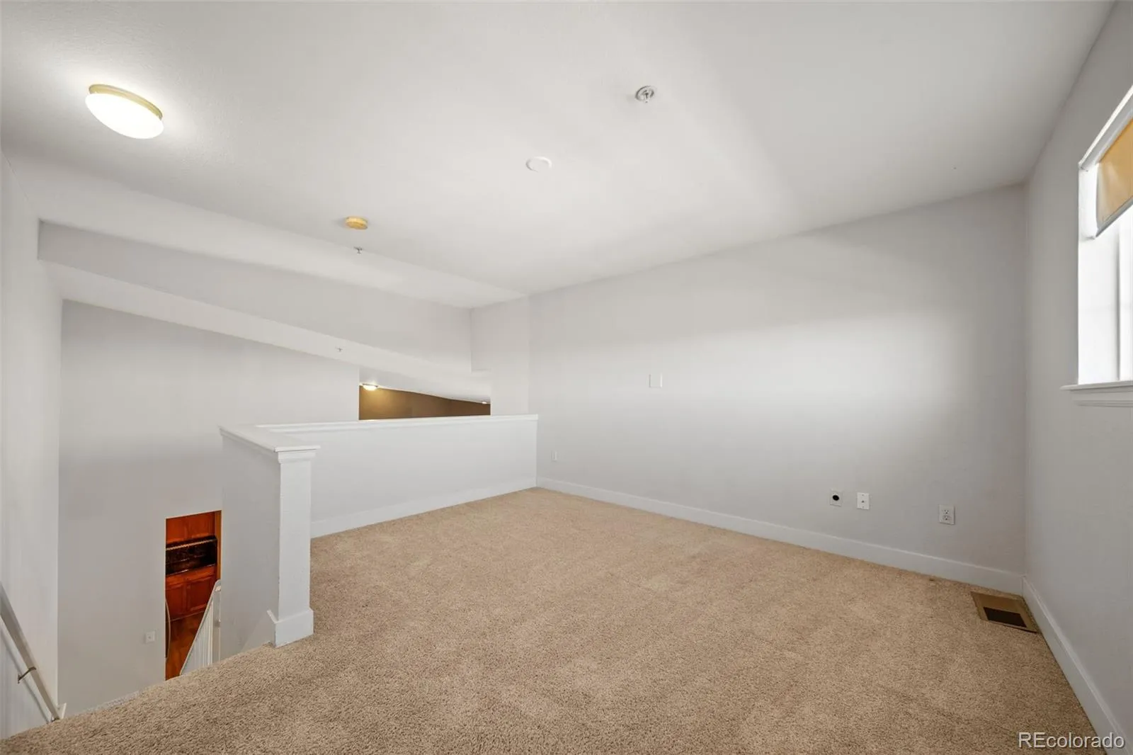 04112026143700 1600 35