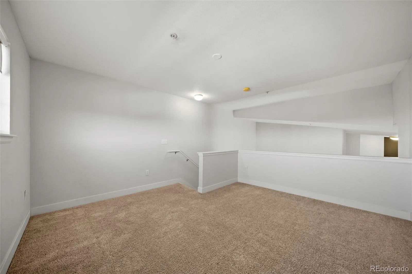 04112026143700 1600 37