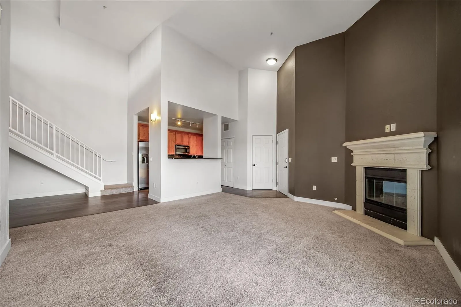 04112026143700 1600 9