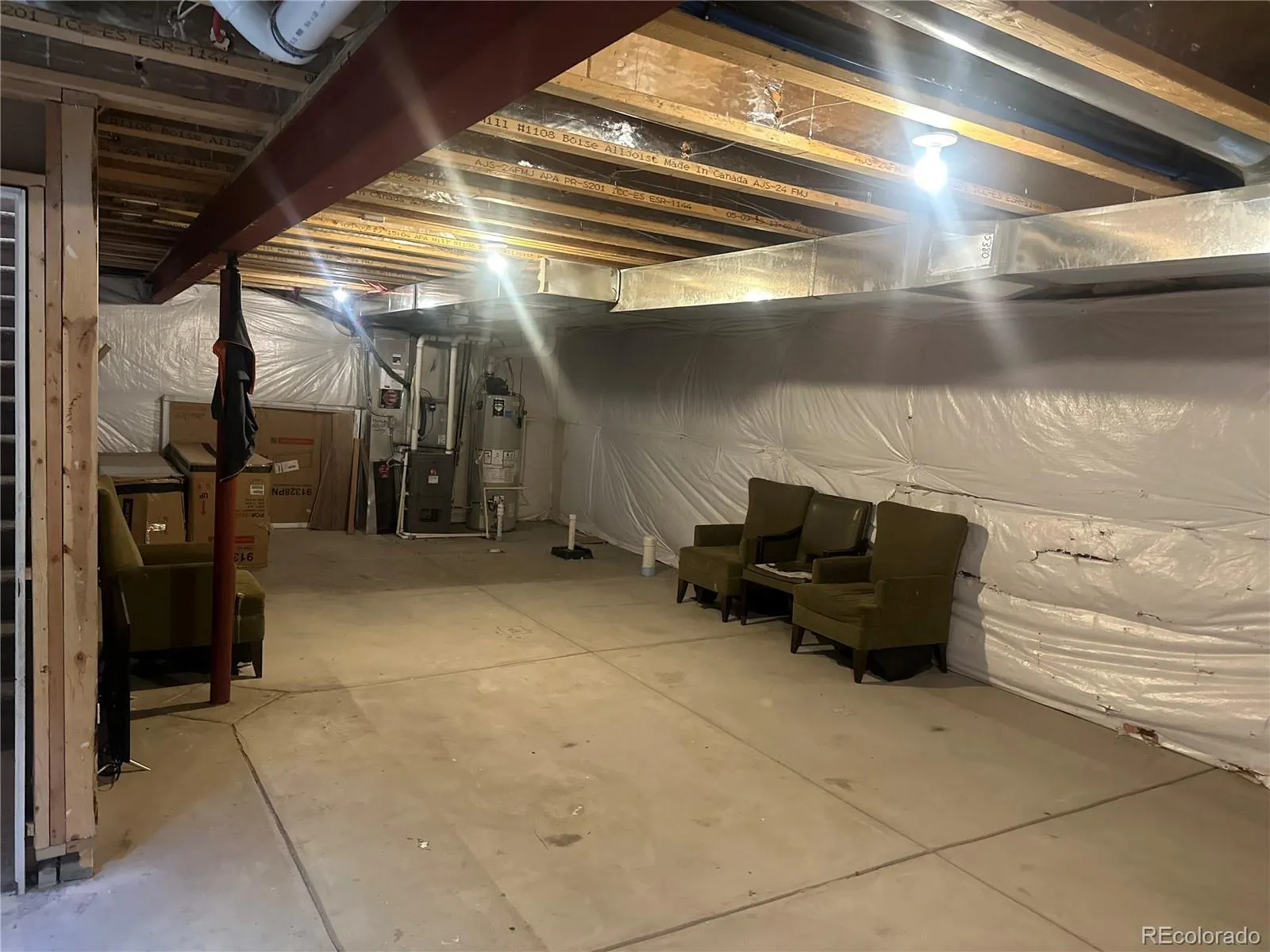 15600 Bolling Drive Denver CO 80239 MLS #REC7136816 04272026194814 1600 11