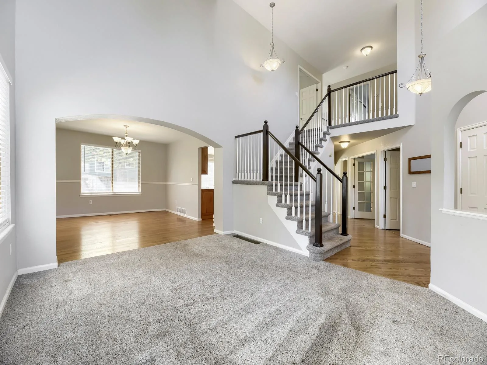 9742 Spring Hill Place Littleton CO 80129 MLS #REC7137511 06132026012322 1600 2