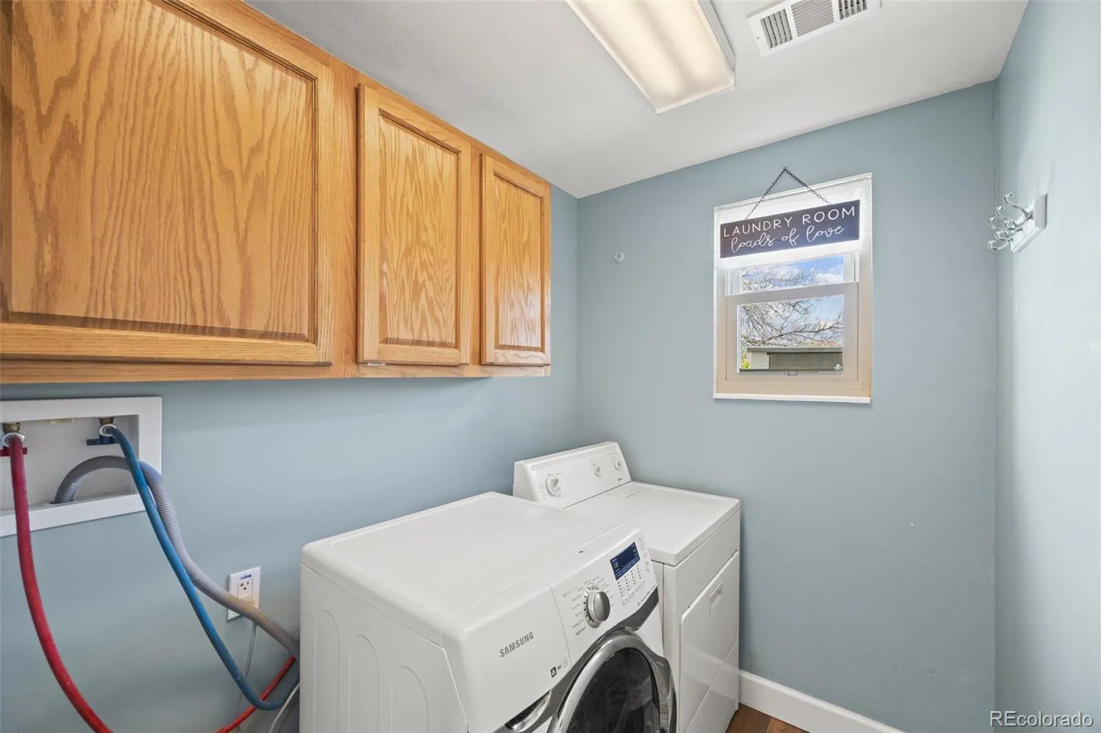 04122026093100 1600 30