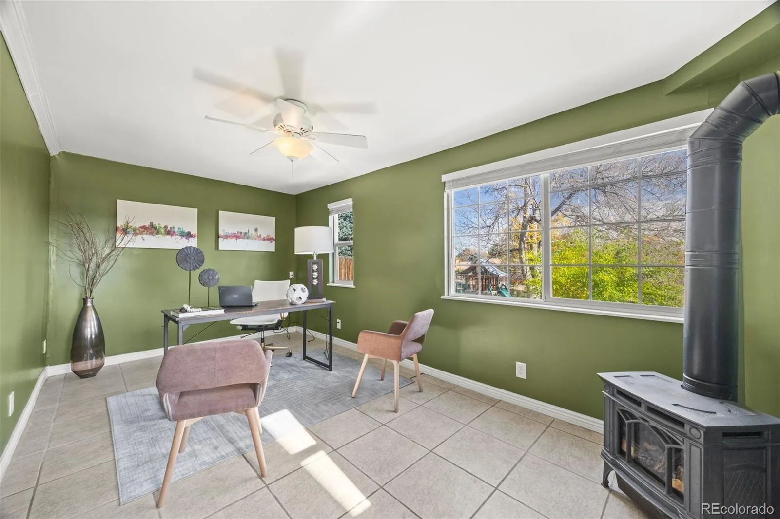 04122026093100 1600 34