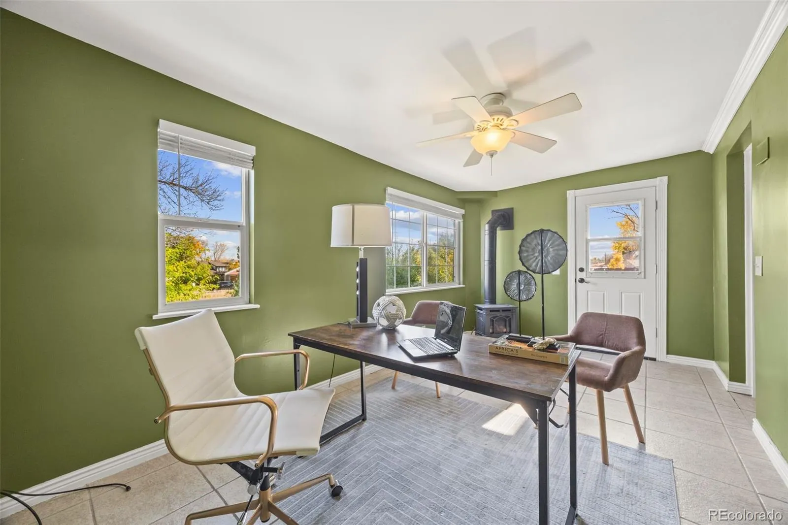 04122026093100 1600 35