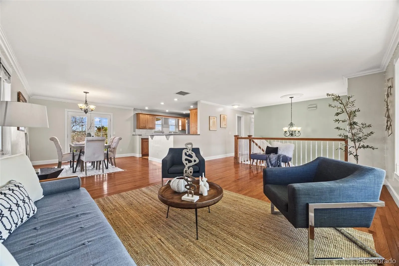 04122026093100 1600 6