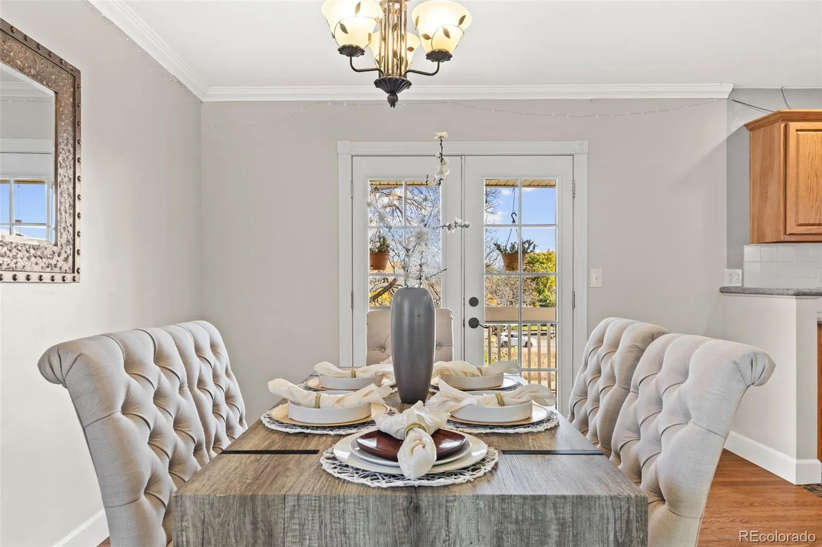 04122026093100 1600 9