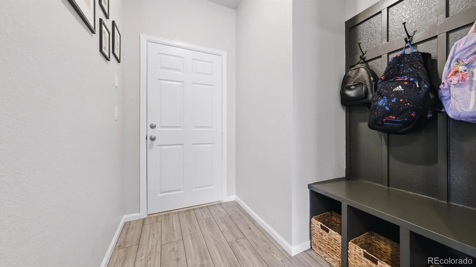 1834 S De Gaulle Court Aurora CO 80018 | MLS #REC7139486 08062026222904 1600 17