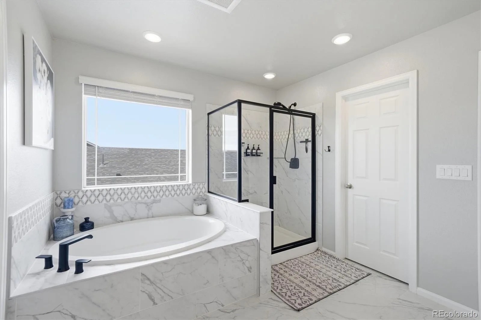 1834 S De Gaulle Court Aurora CO 80018 | MLS #REC7139486 08062026222904 1600 24