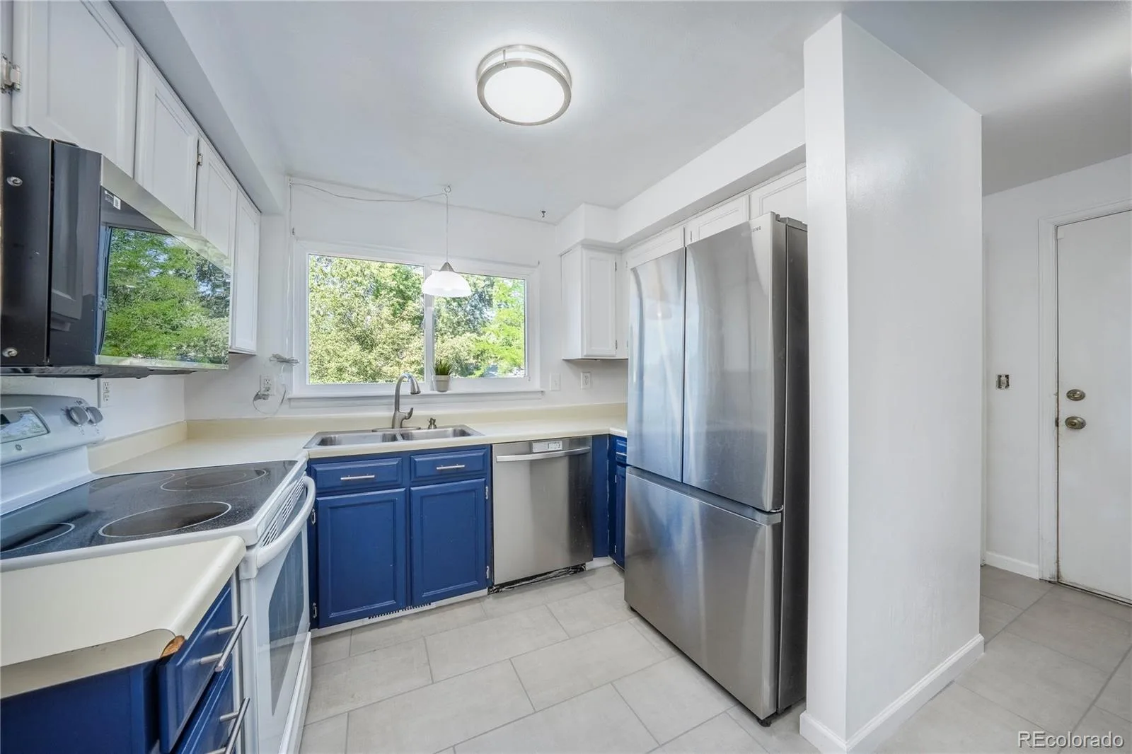 3954 S Bahama Street Aurora CO 80013 | MLS #REC7139567 08202026044654 1600 12