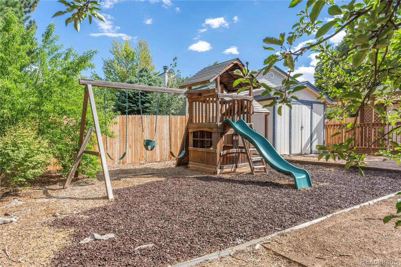 3954 S Bahama Street Aurora CO 80013 | MLS #REC7139567 08202026044654 1600 26