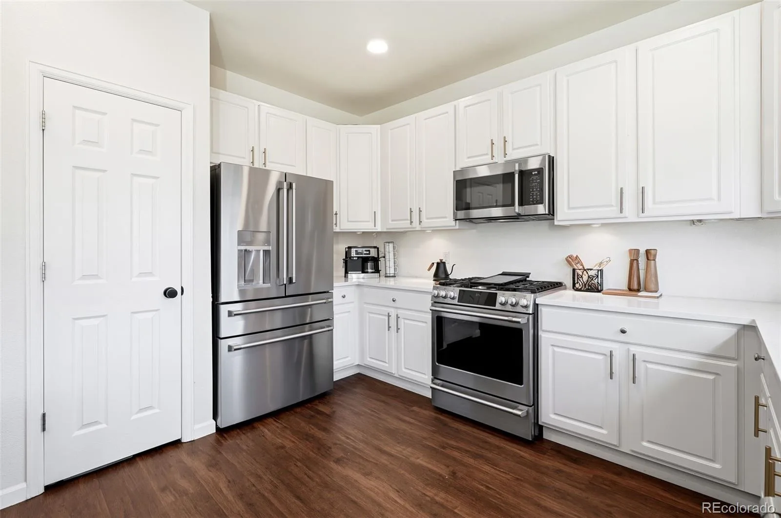 22079 E Belleview Place Aurora CO 80015 | MLS #REC7140097 08272026232511 1600 11