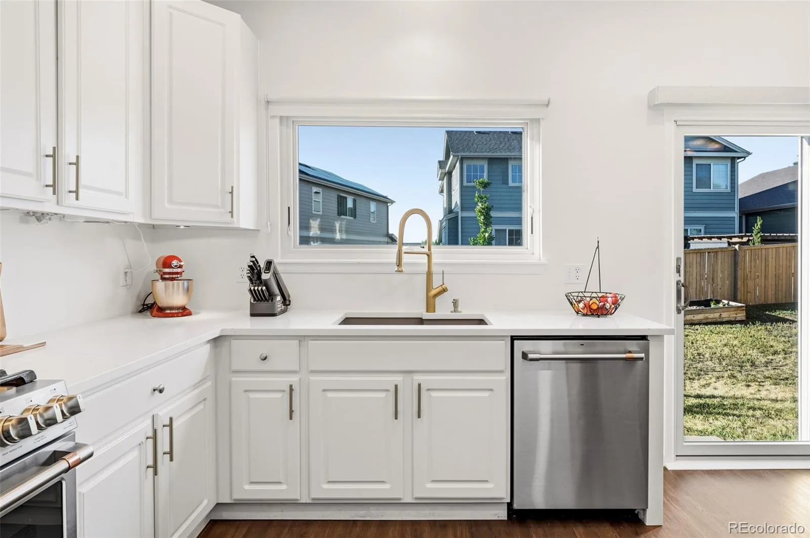 22079 E Belleview Place Aurora CO 80015 | MLS #REC7140097 08272026232511 1600 12