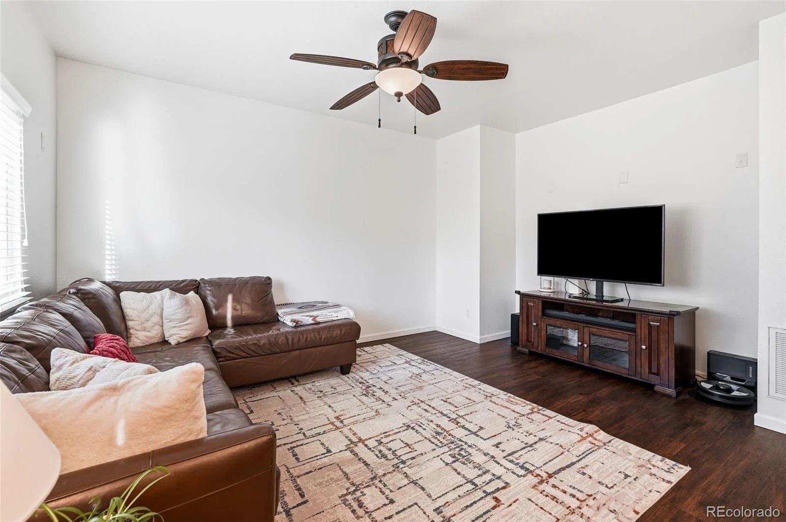 22079 E Belleview Place Aurora CO 80015 | MLS #REC7140097 08272026232511 1600 14