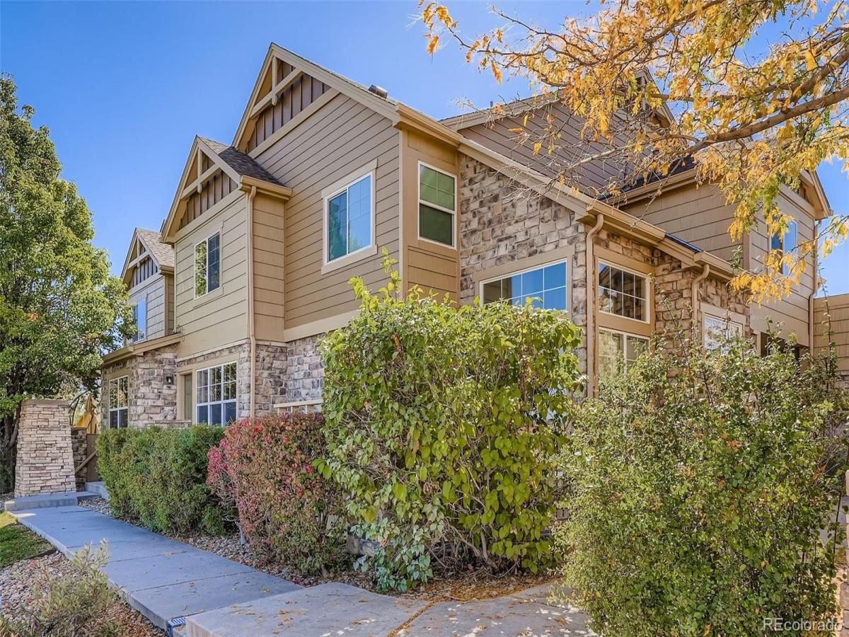 5722 S Addison Way #C Aurora CO 80016 | MLS #REC7142663 MLS #REC7142663 image #0