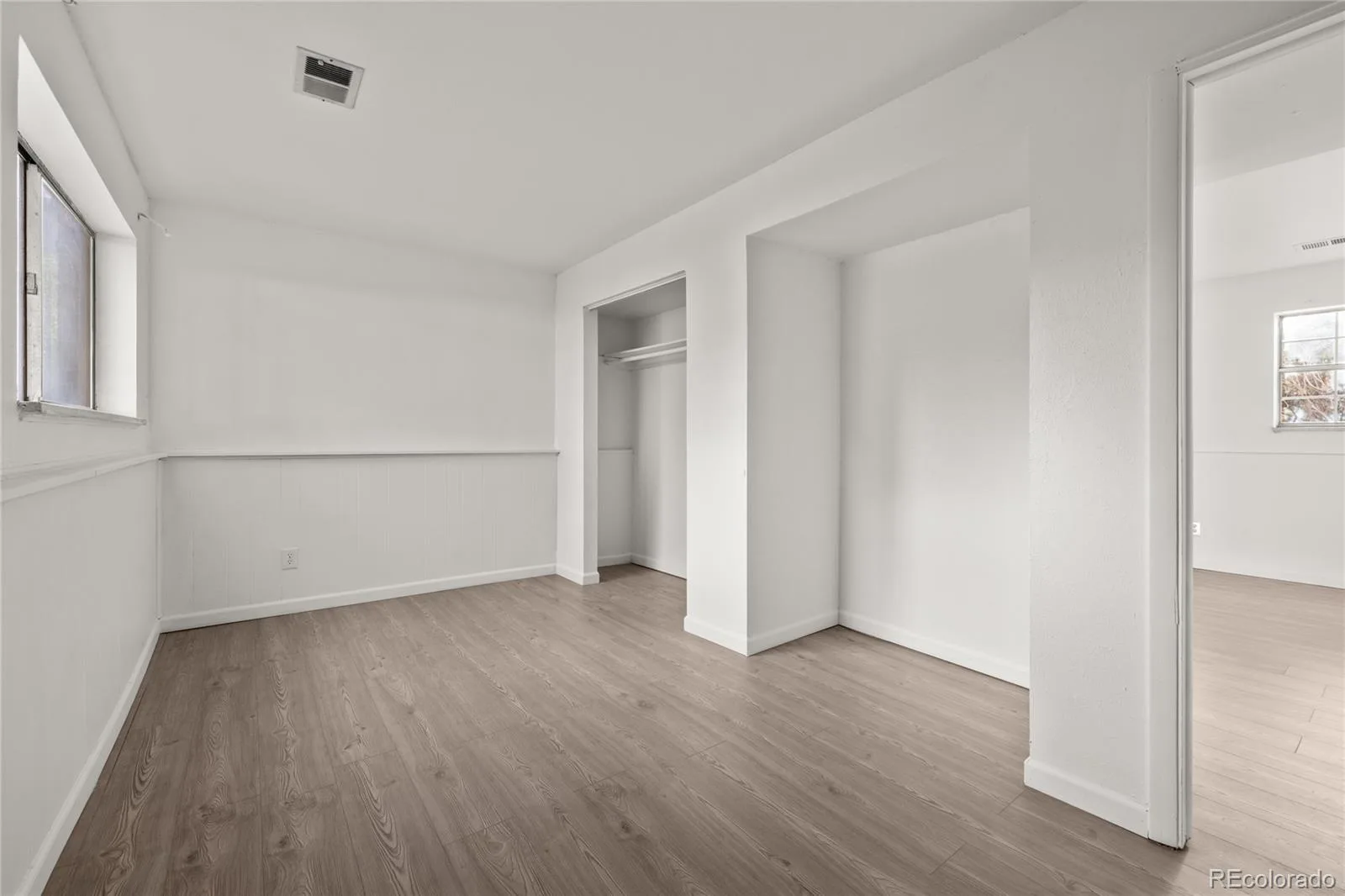 1836 S Evanston Street Aurora CO 80012 | MLS #REC7145413 09222026190222 1600 26