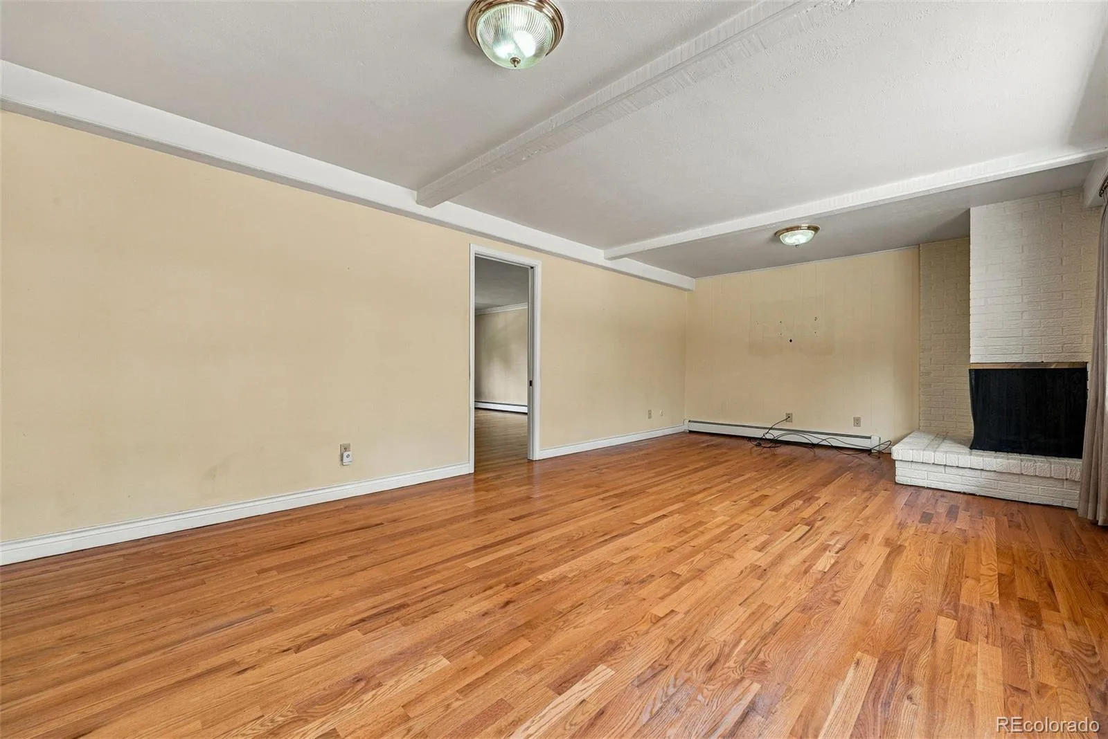 3700 S Roslyn Way Denver CO 80237 | MLS #REC7146214 09222026190158 1600 12