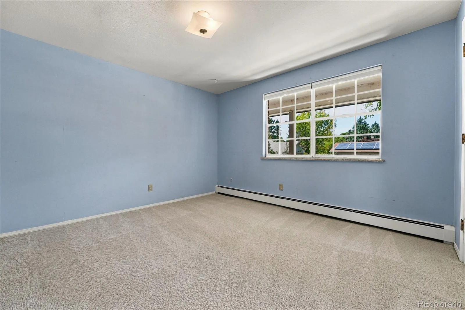 3700 S Roslyn Way Denver CO 80237 | MLS #REC7146214 09222026190158 1600 24