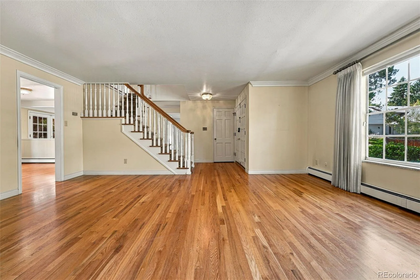 3700 S Roslyn Way Denver CO 80237 | MLS #REC7146214 09222026190158 1600 4