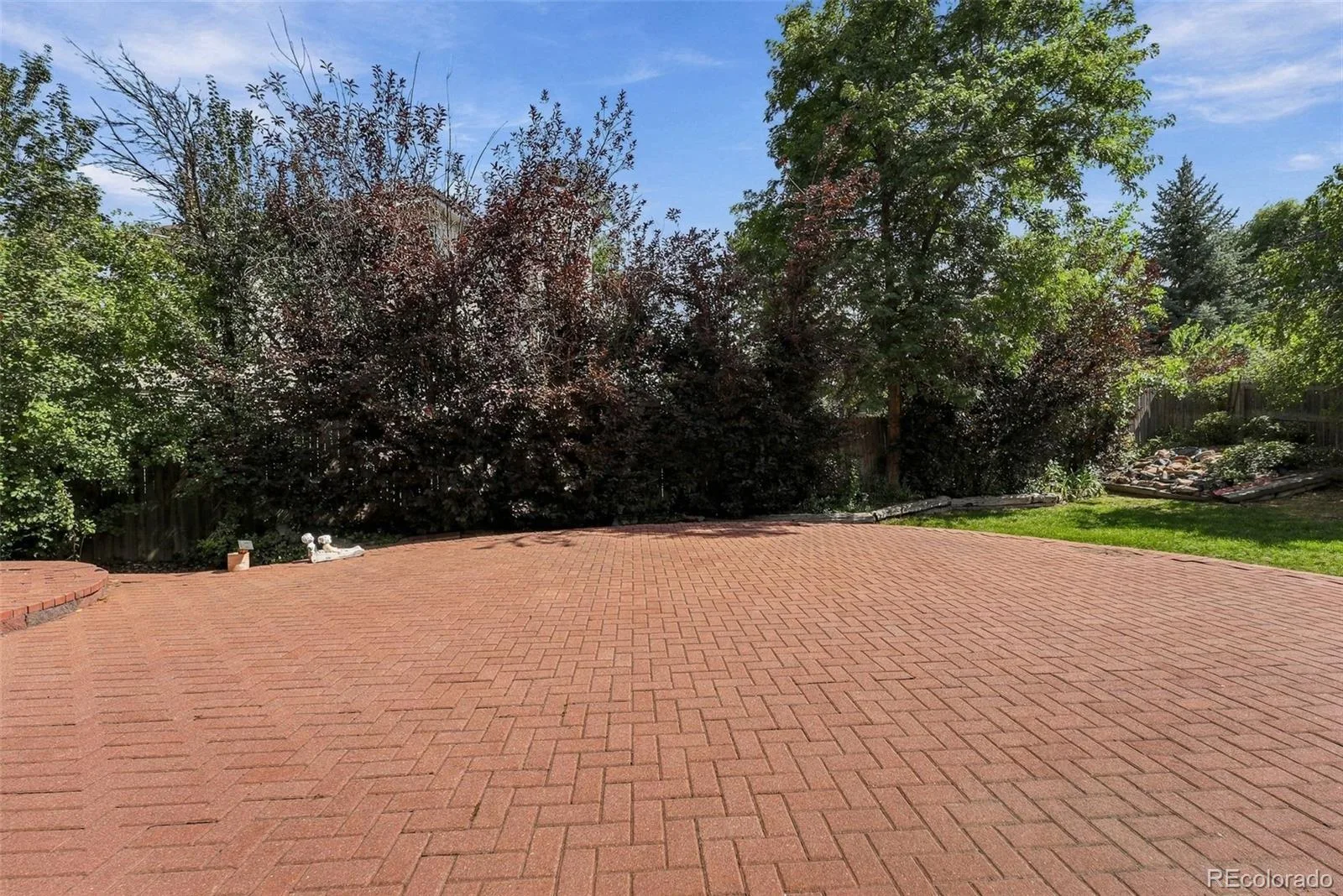 3700 S Roslyn Way Denver CO 80237 | MLS #REC7146214 09222026190158 1600 41