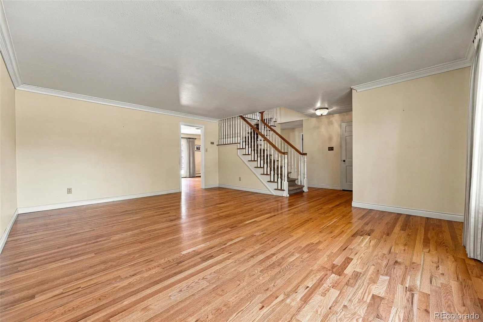 3700 S Roslyn Way Denver CO 80237 | MLS #REC7146214 09222026190158 1600 5