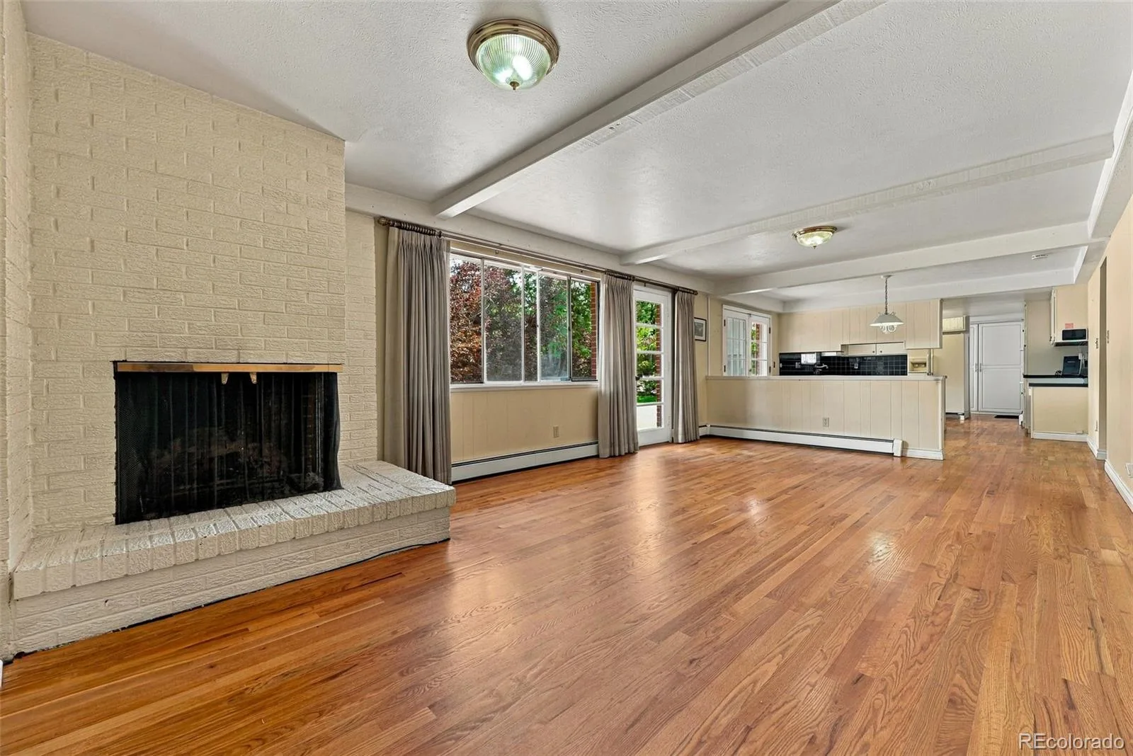 3700 S Roslyn Way Denver CO 80237 | MLS #REC7146214 09222026190158 1600 7