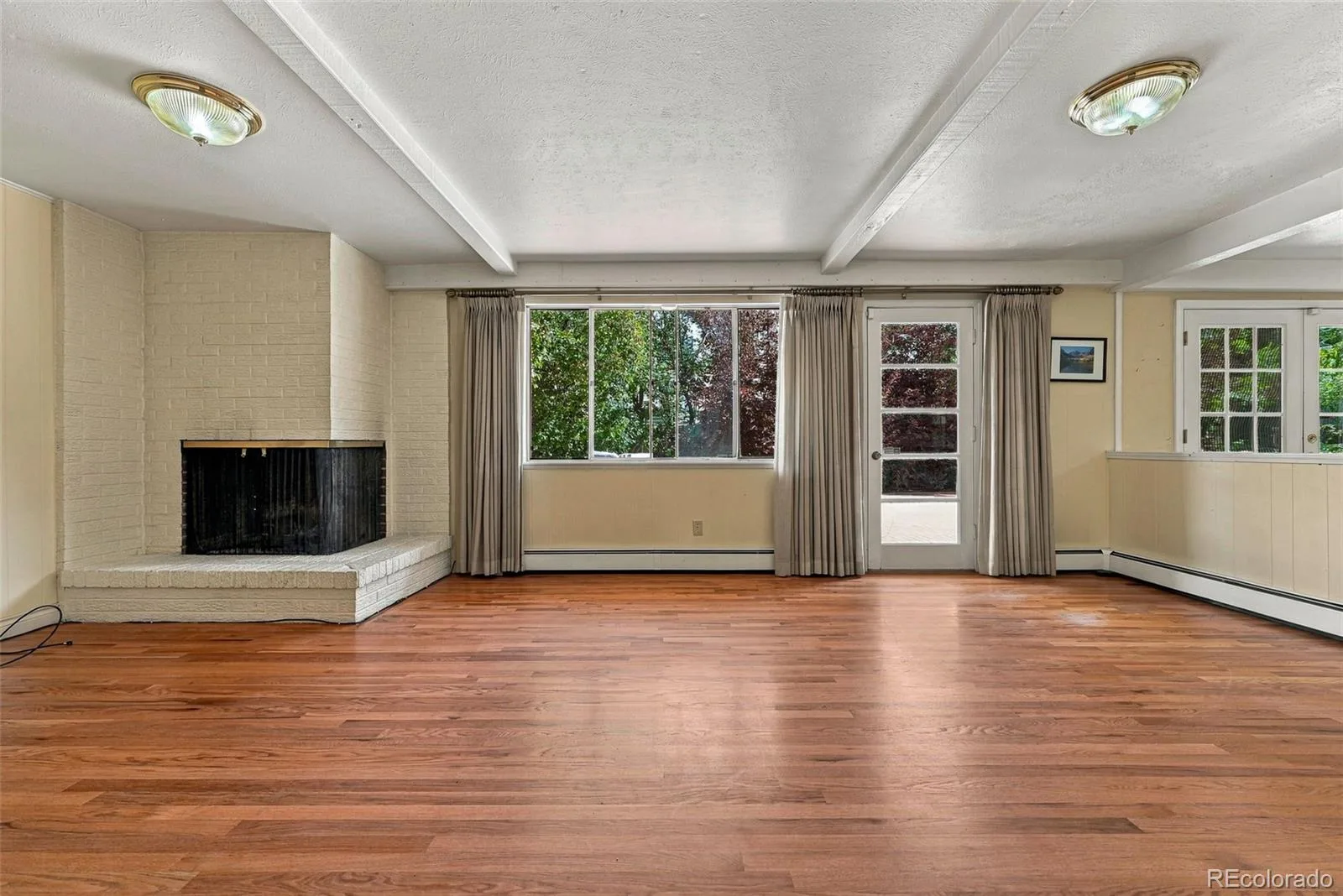 3700 S Roslyn Way Denver CO 80237 | MLS #REC7146214 09222026190158 1600 9