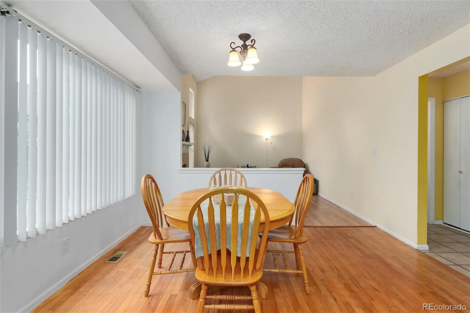 4177 S Lewiston Circle Aurora CO 80013 MLS #REC7146336 05212026184811 1600 15