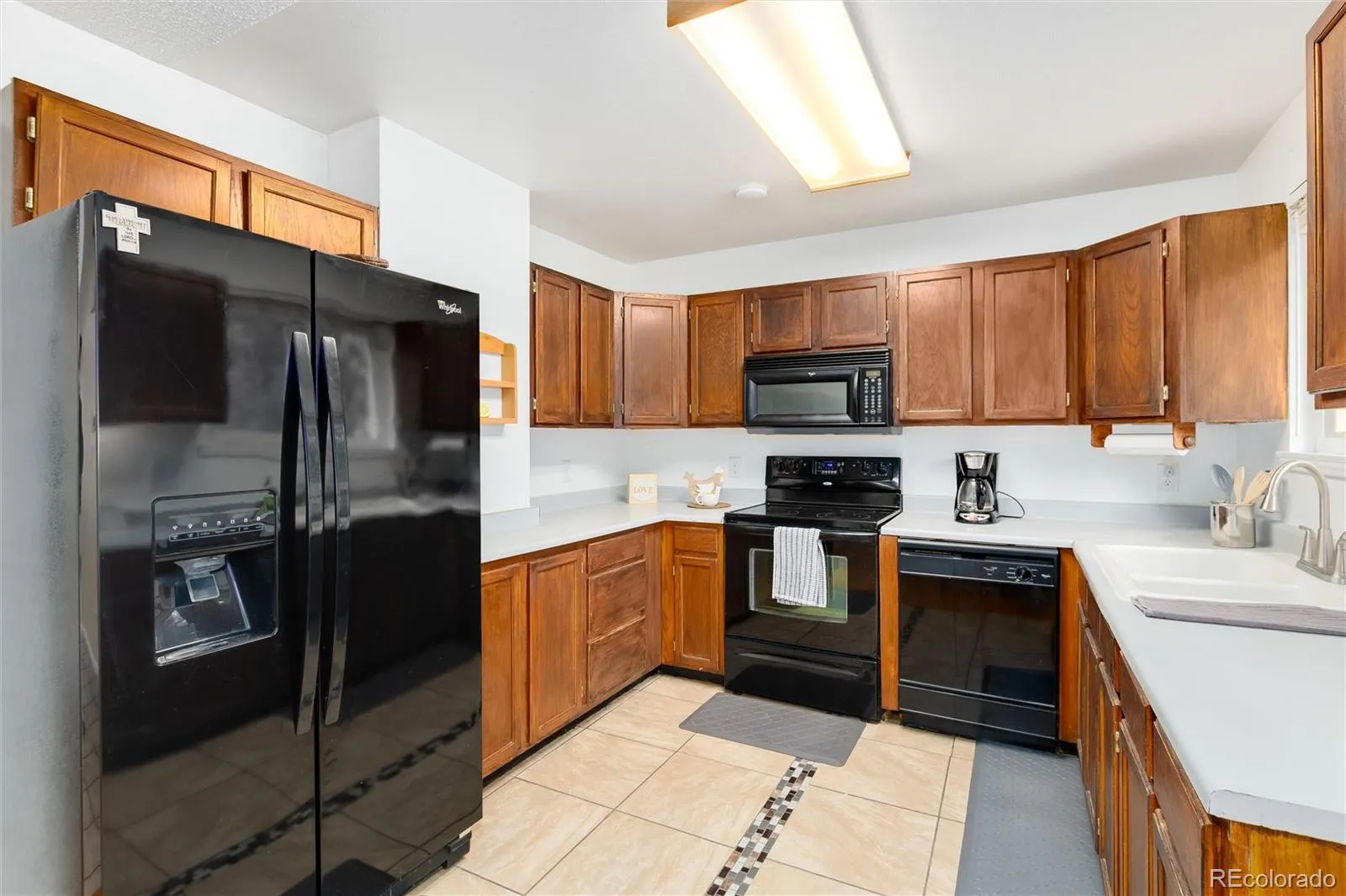 4177 S Lewiston Circle Aurora CO 80013 MLS #REC7146336 05212026184811 1600 19