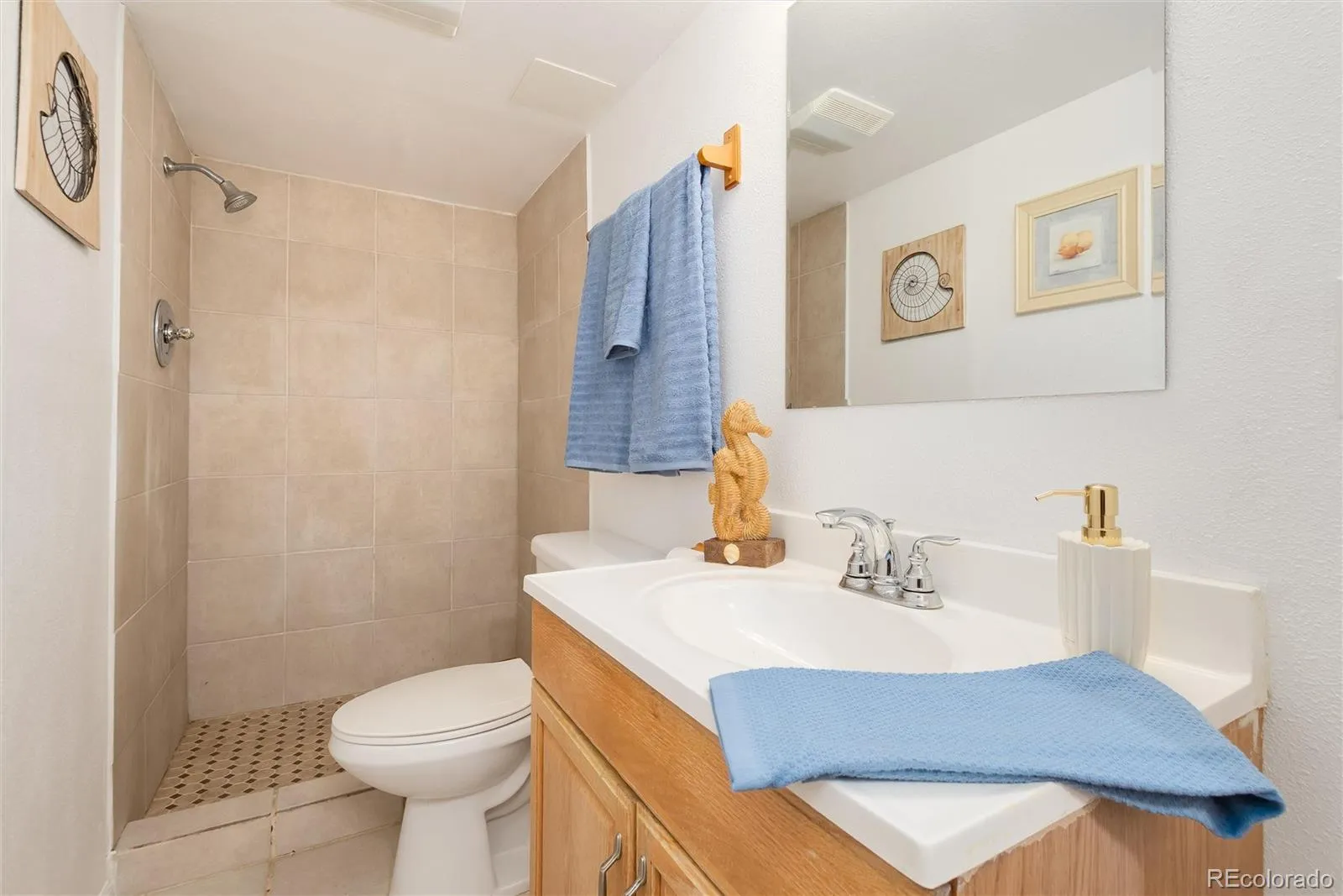4177 S Lewiston Circle Aurora CO 80013 MLS #REC7146336 05212026184811 1600 37