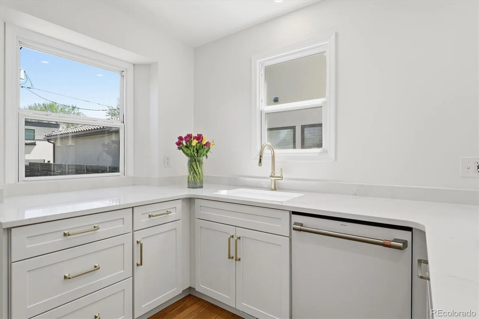 1208 S Elizabeth Street Denver CO 80210 MLS #REC7149422 05142026155417 1600 11