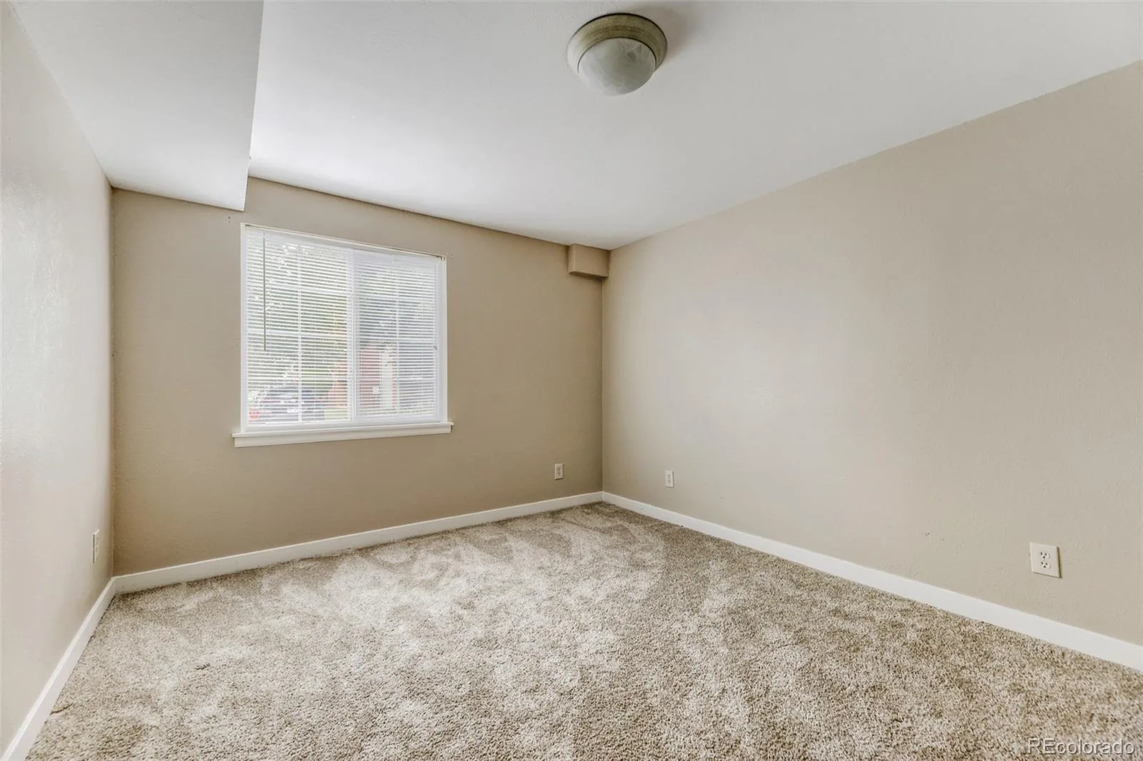 2405 S Worchester Court #B Aurora CO 80014 | MLS #REC7149891 07092026222935 1600 14