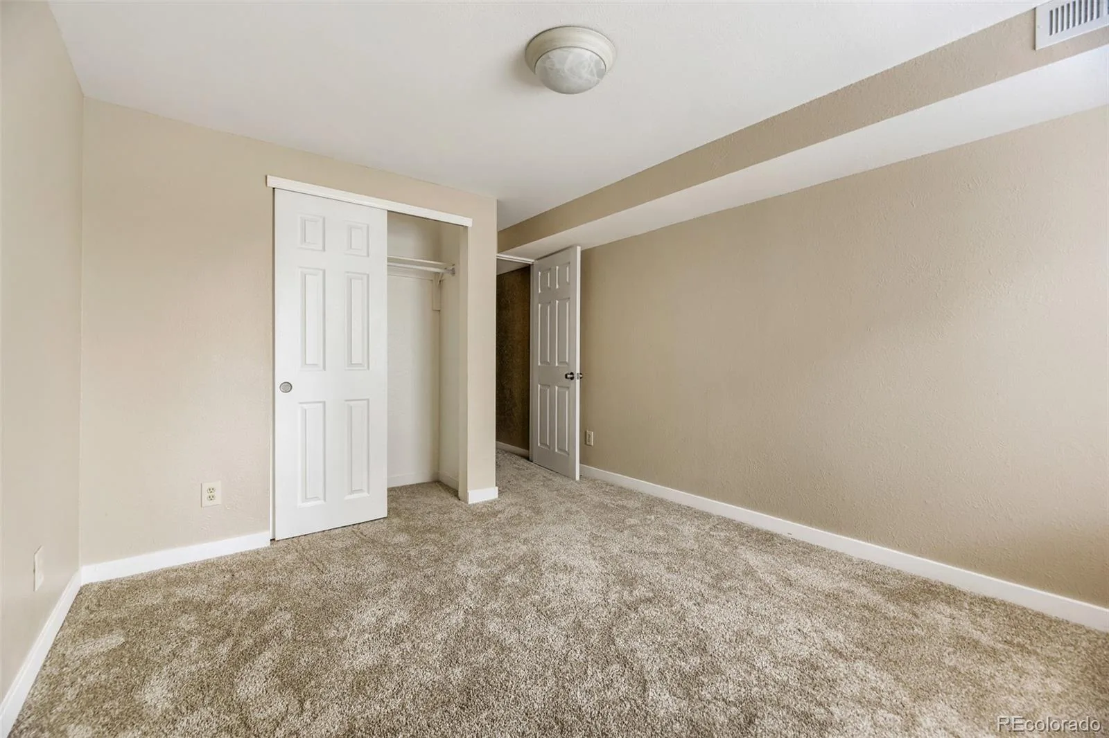 2405 S Worchester Court #B Aurora CO 80014 | MLS #REC7149891 07092026222935 1600 15