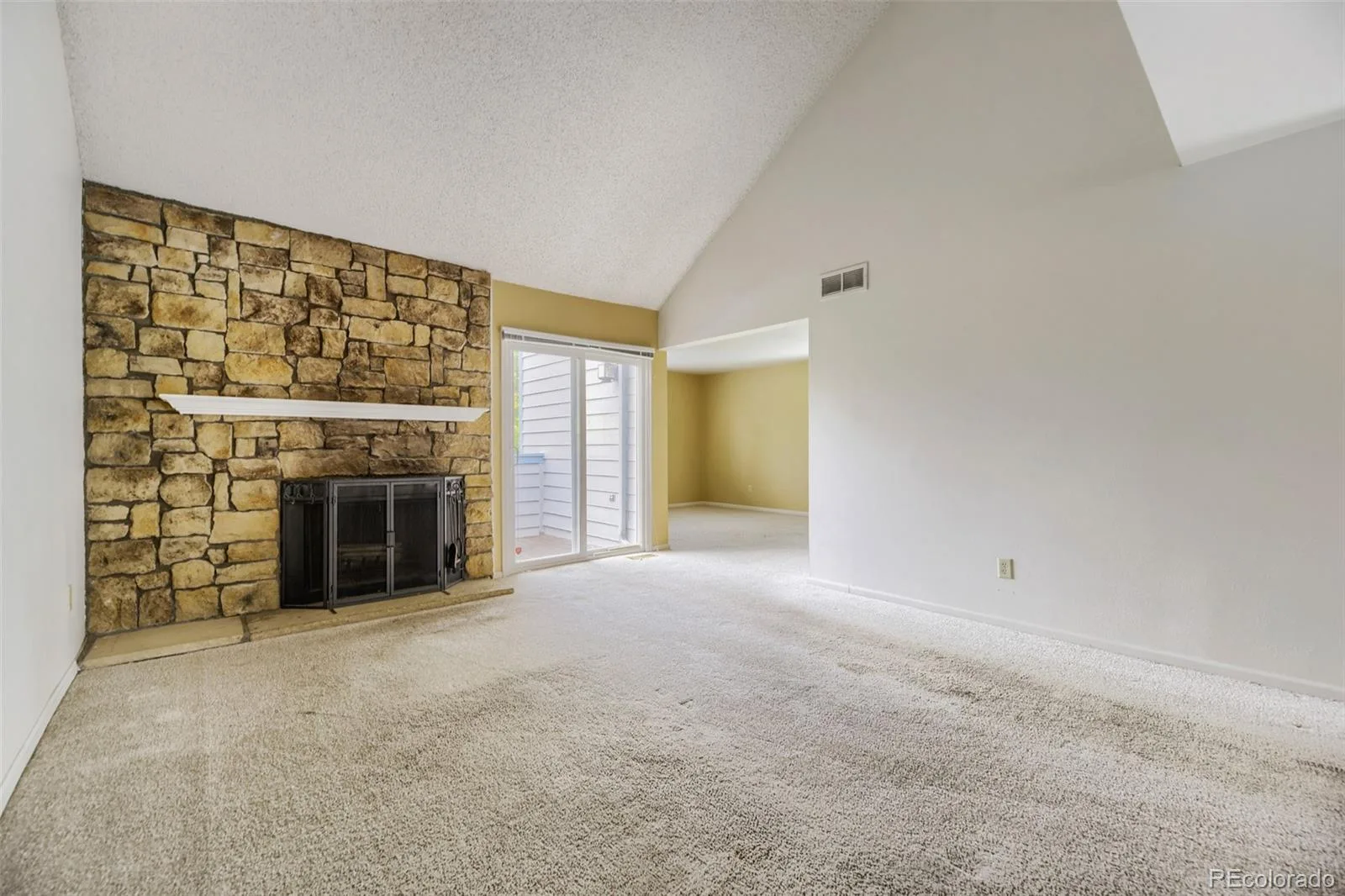 2405 S Worchester Court #B Aurora CO 80014 | MLS #REC7149891 07092026222935 1600 2