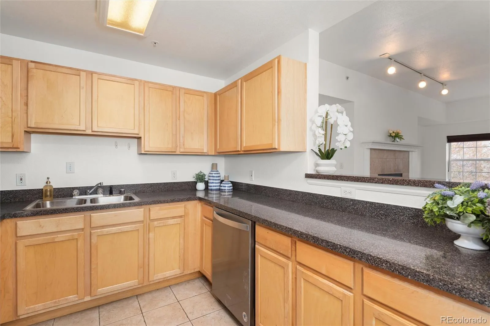 1780 N Washington Street #305 Denver CO 80203 MLS #REC7150255 05102026141825 1600 5
