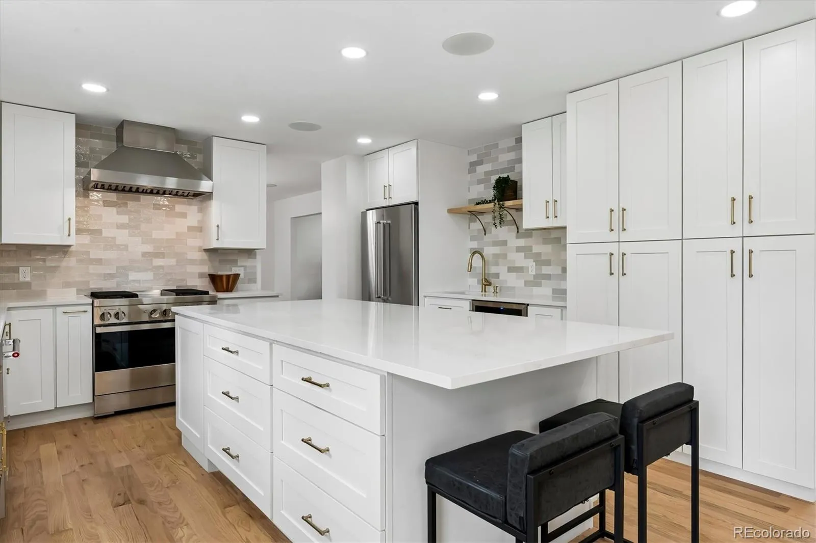 04032026224740 1600 12