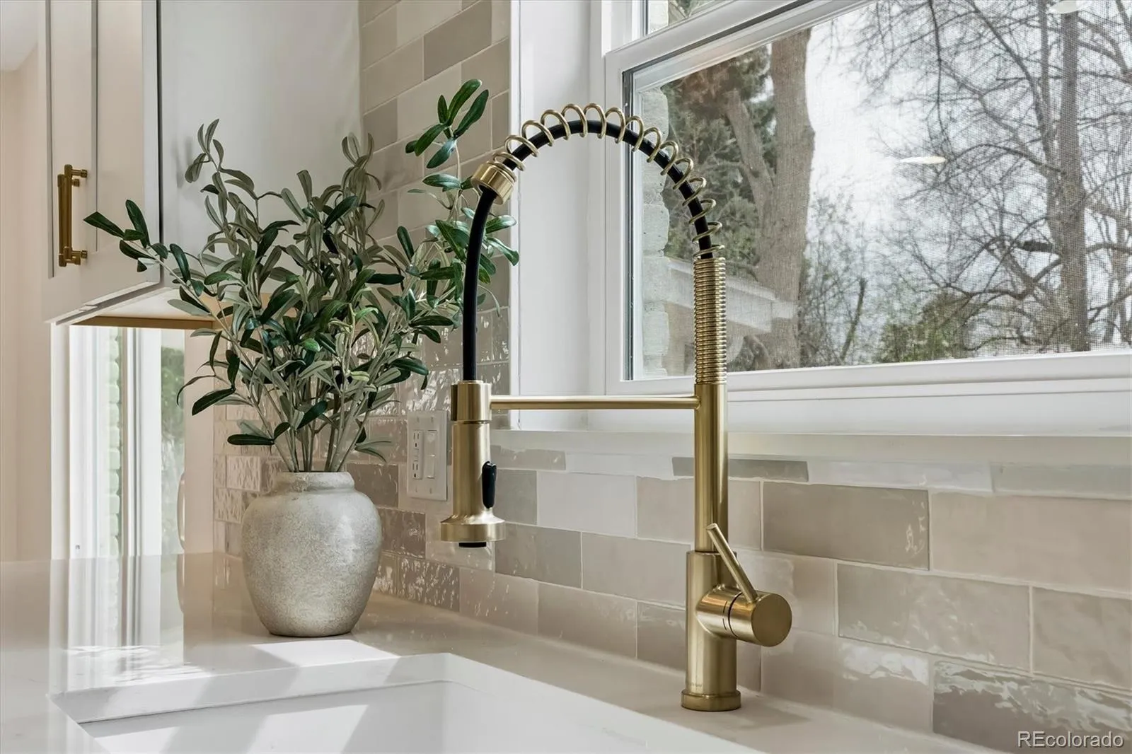 04032026224740 1600 13