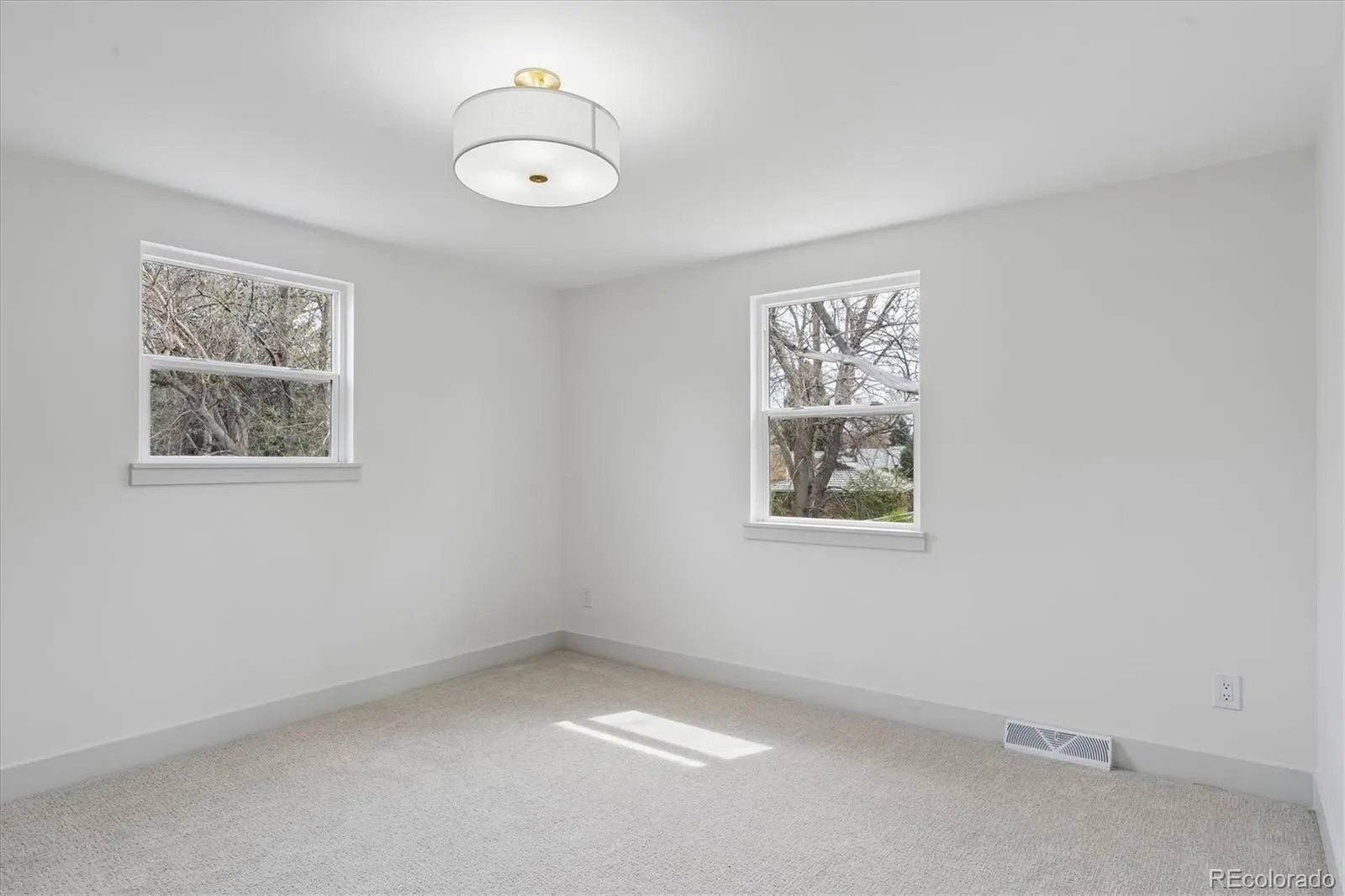 04032026224740 1600 20