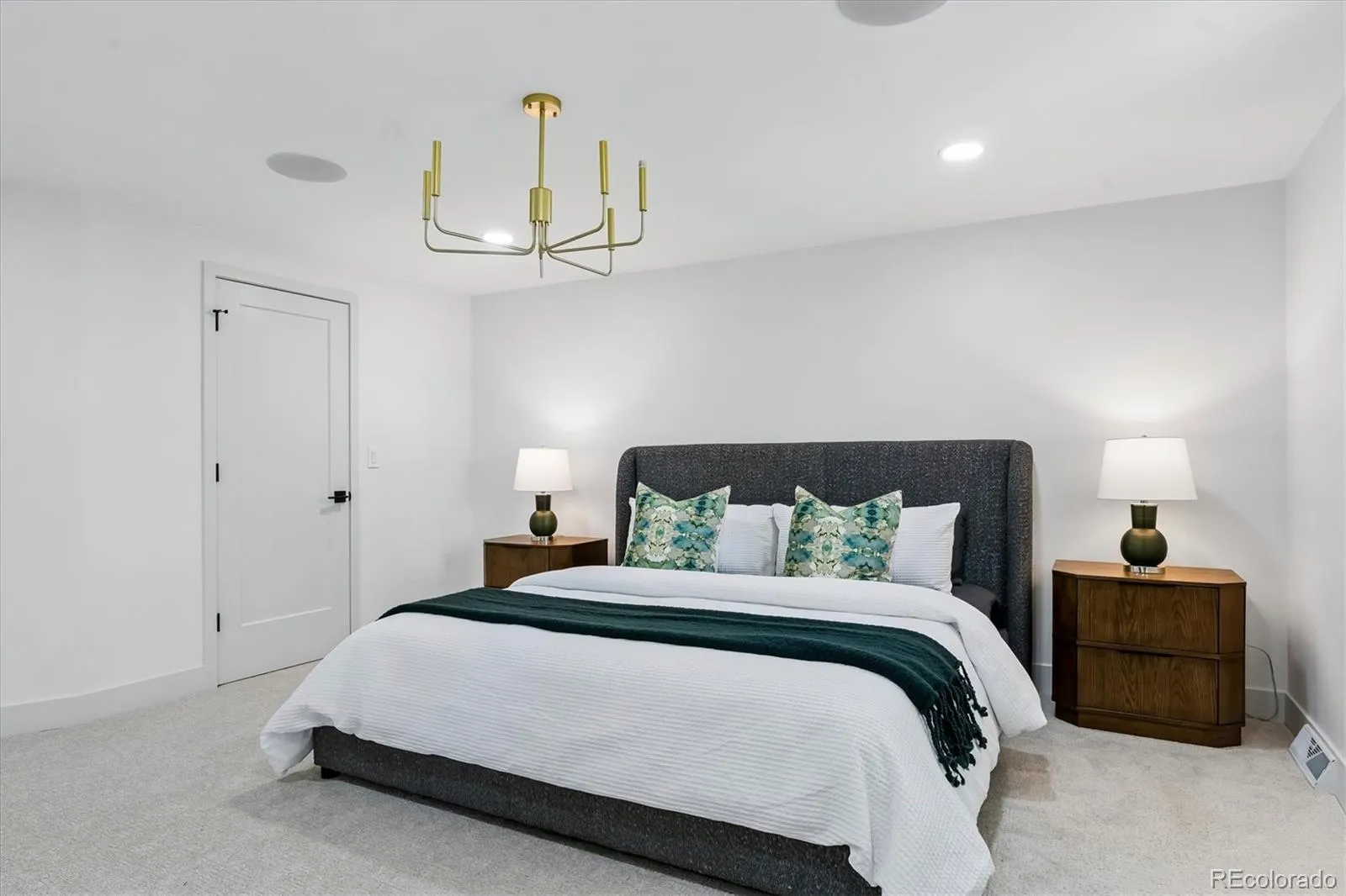 04032026224740 1600 24