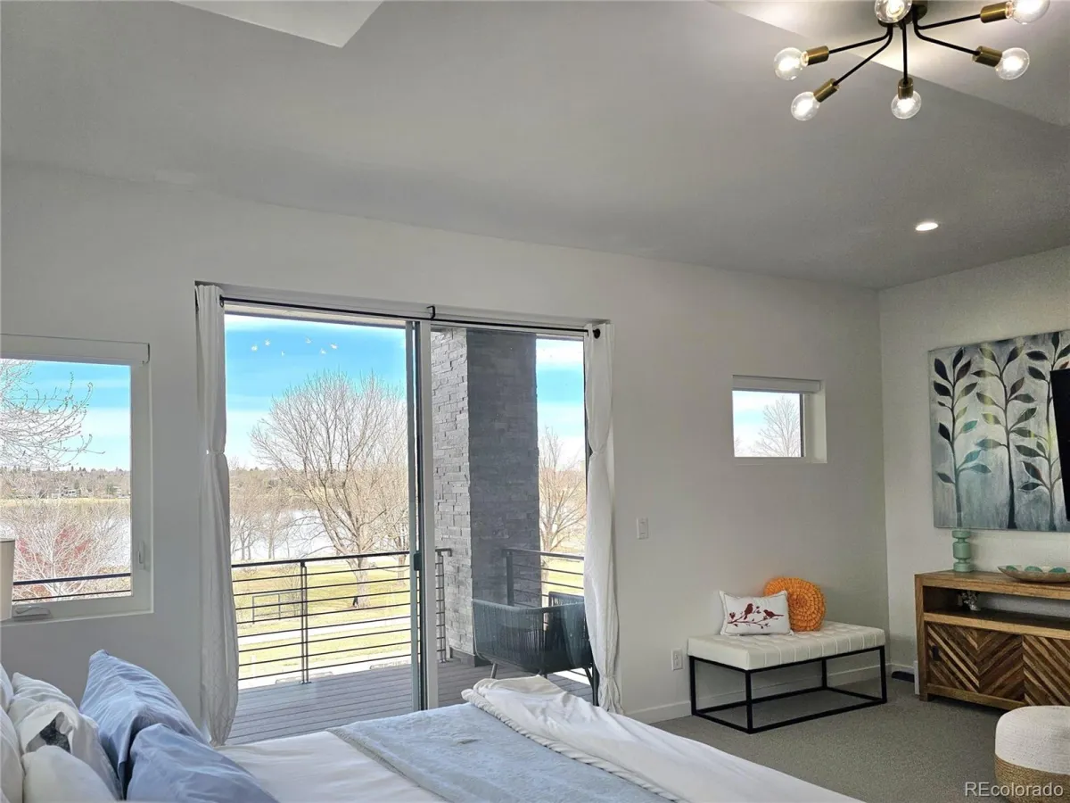 04012026063549 1200 18