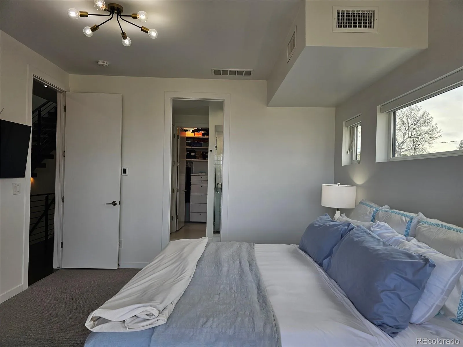 04012026063549 1600 19