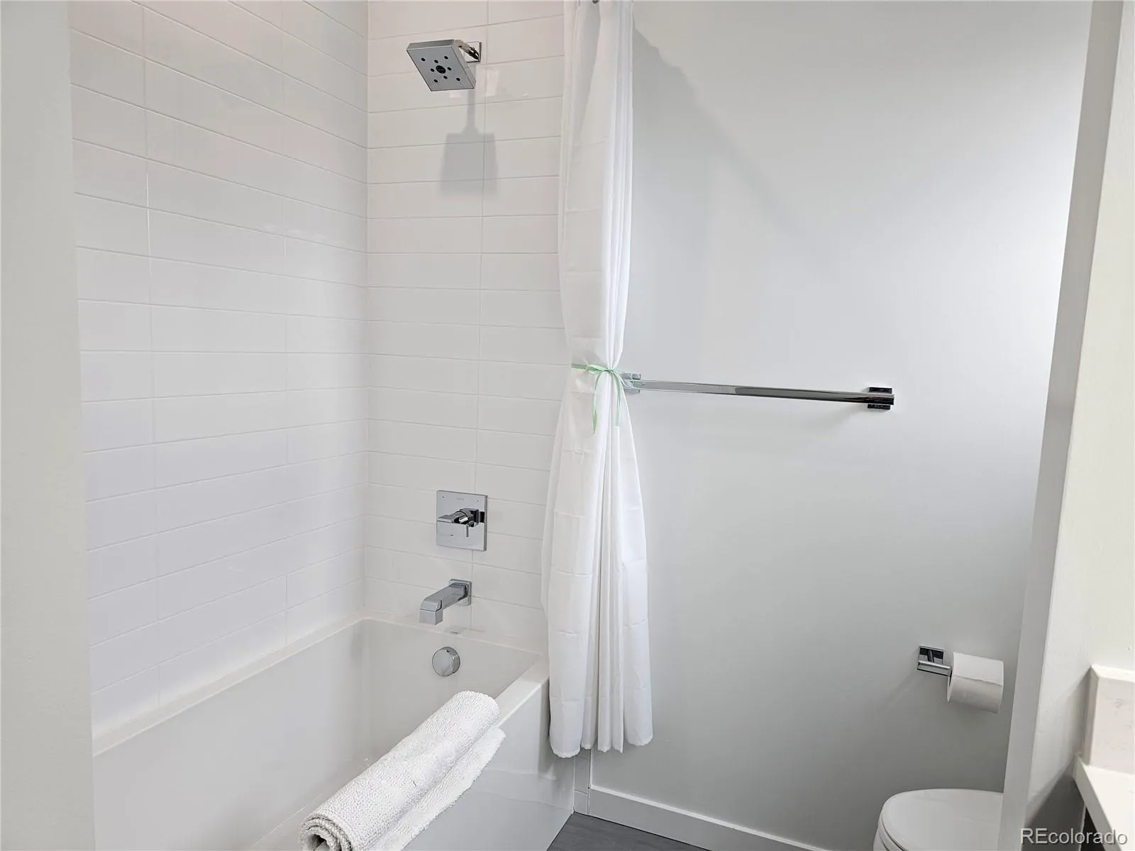 04012026063549 1600 33